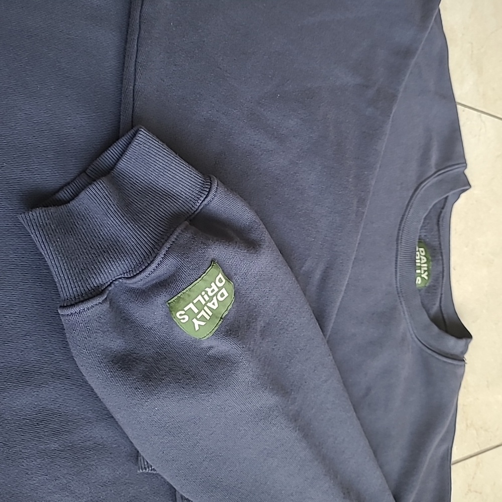 NWT Daily Drills Oversized Sweatshirt,Navy, XS/S, NEW